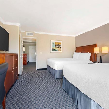 Best Western Plus Marina Shores Hotel Dana Point Bagian luar foto