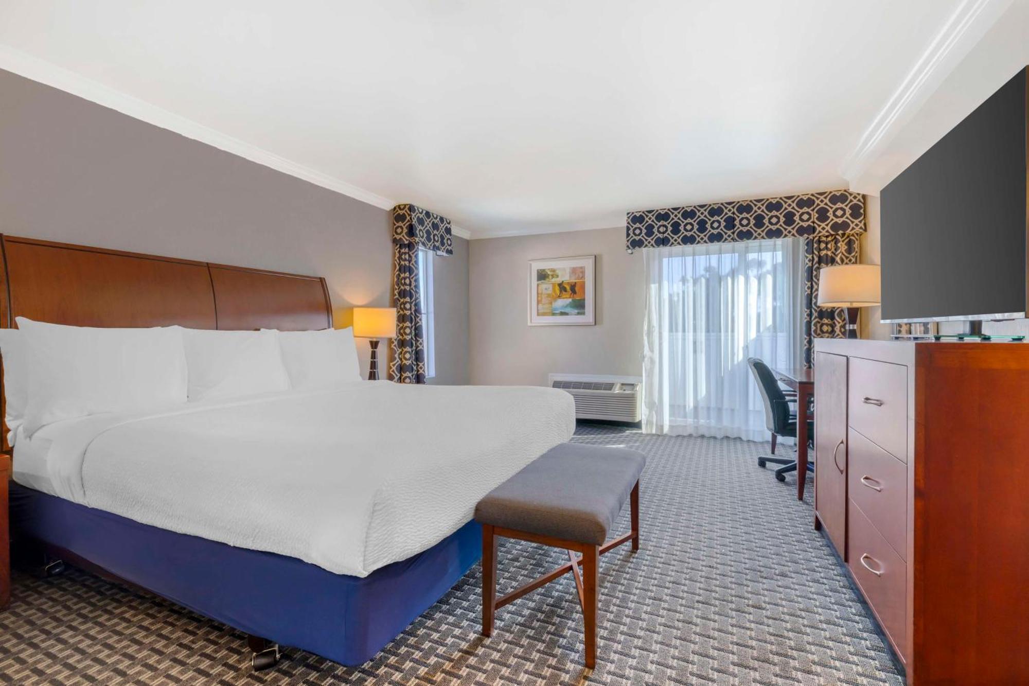 Best Western Plus Marina Shores Hotel Dana Point Bagian luar foto